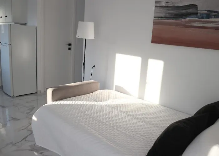 Alexandros Luxury * Glossa