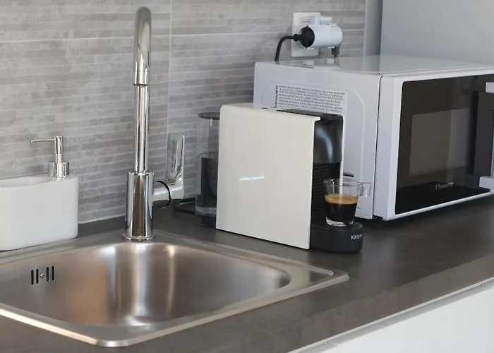 Alexandros Luxury * Glossa