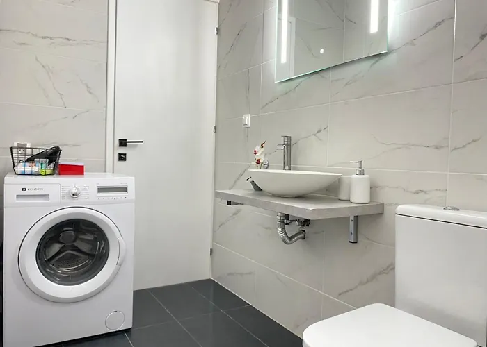 Alexandros Luxury Glossa