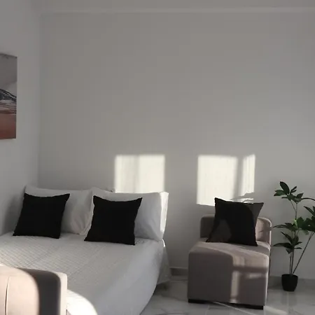 Alexandros Luxury *