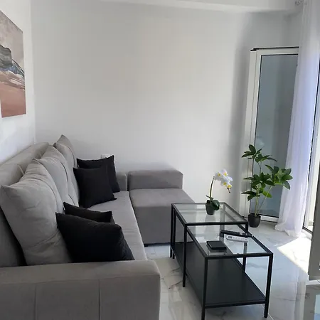 Alexandros Luxury Apartamento