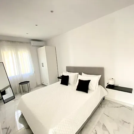 Alexandros Luxury *