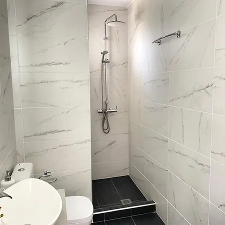 Alexandros Luxury Apartamento