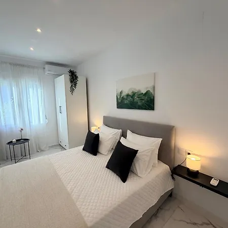 Апартаменты Alexandros Luxury