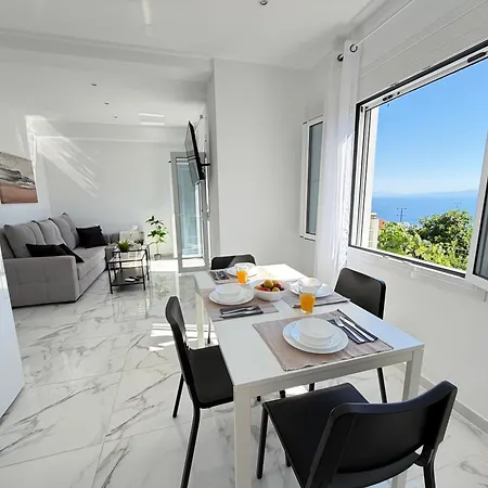 Апартаменты Alexandros Luxury *