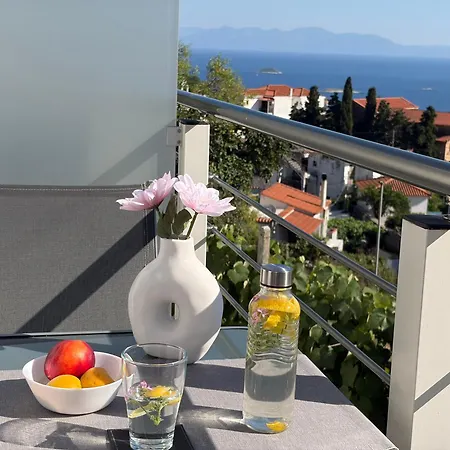 Alexandros Luxury Глосса